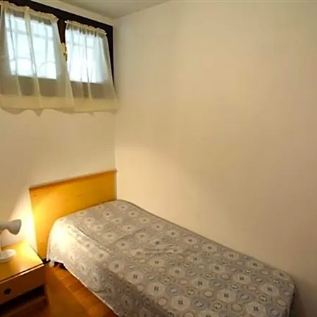 Large Row House With Private Fenced Garden For 10 Guests In Lignano Pineta Lignano Sabbiadoro