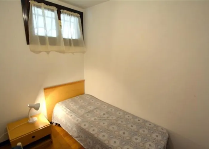 酒店 Large Row House With Private Fenced Garden For 10 Guests In Lignano Pineta 利尼亚诺萨比亚多罗